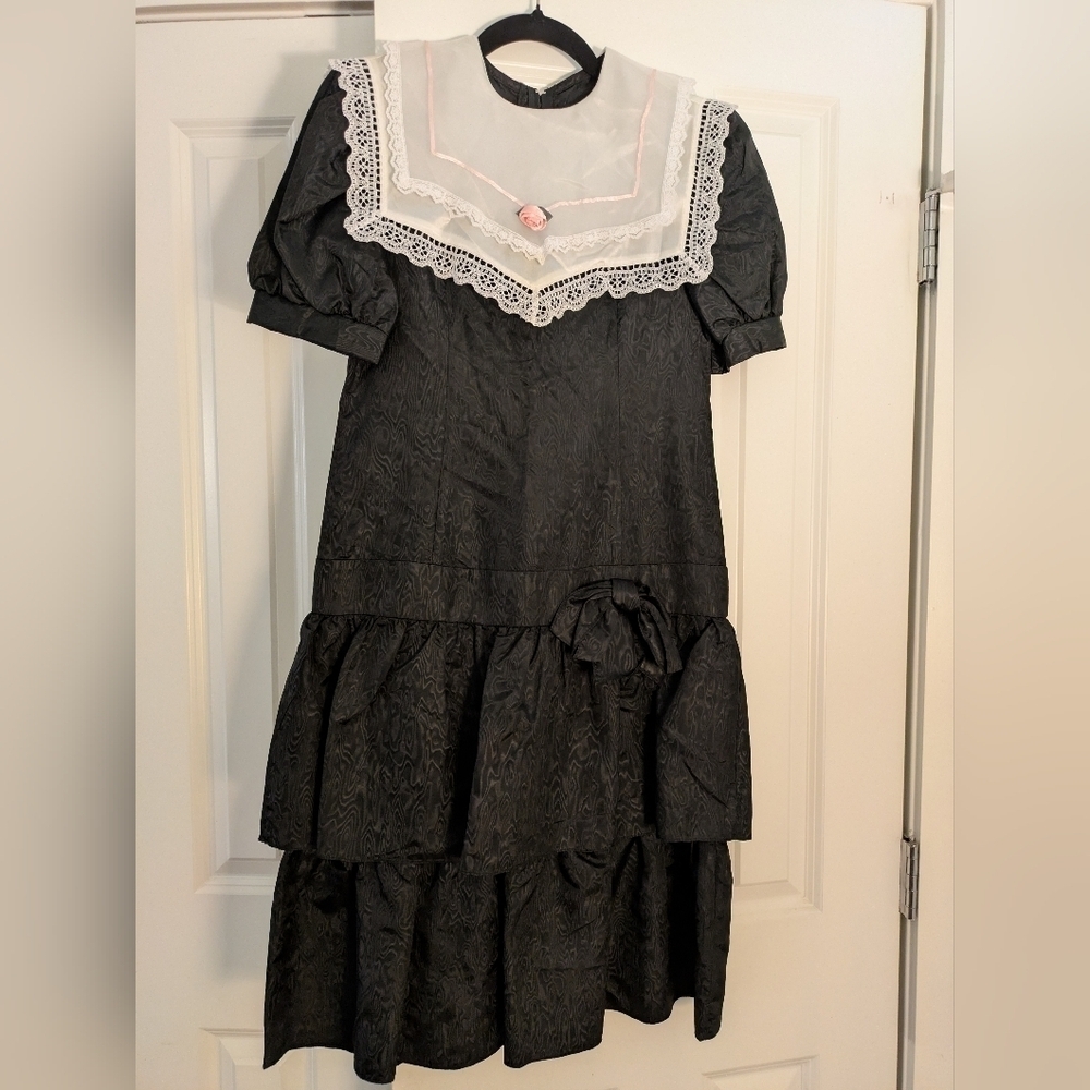 Gunne Sax Black Taffeta Dress with Lace Collar 8